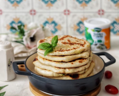 plăcinte cu telemea de capră Delaco, praz și mărar