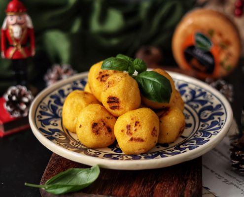 bulz cu cașcaval afumat Delaco