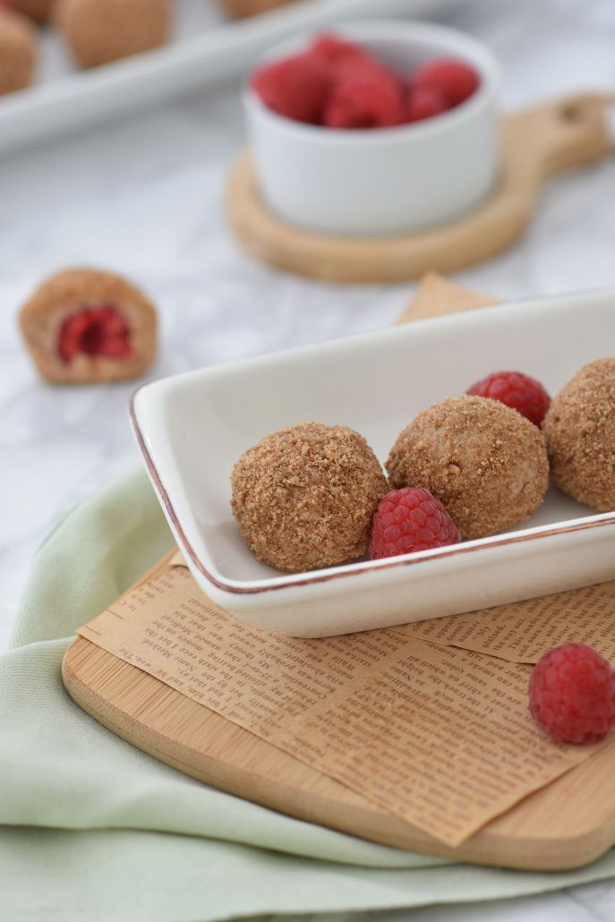 bomboane cheesecake cu cremă de brânză pufoasă Delaco