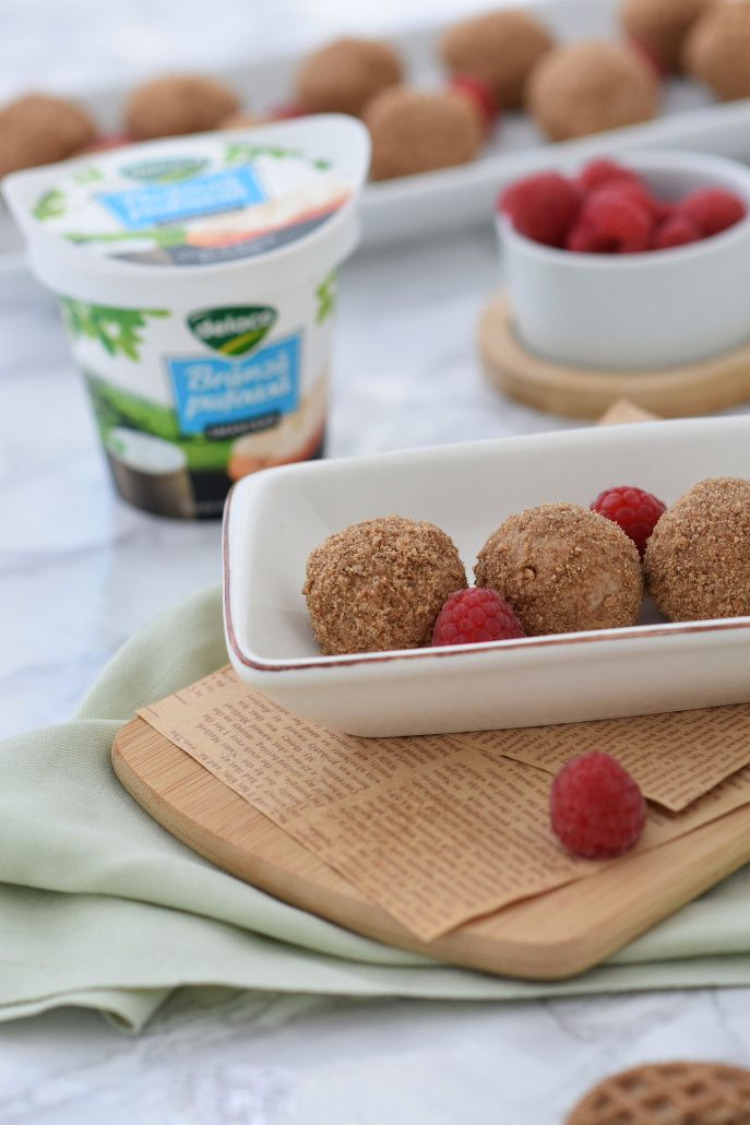 bomboane cheesecake cu cremă de brânză pufoasă Delaco