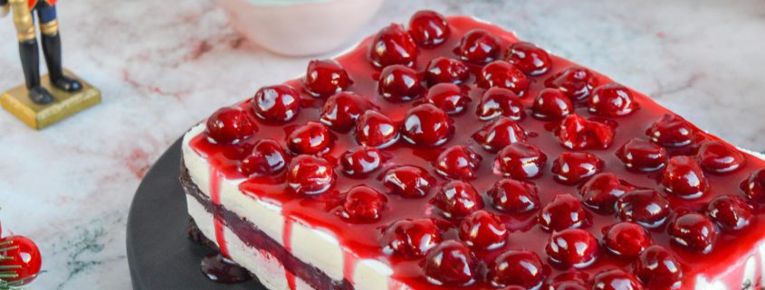 tort Pădurea Neagră cu mascarpone Delaco