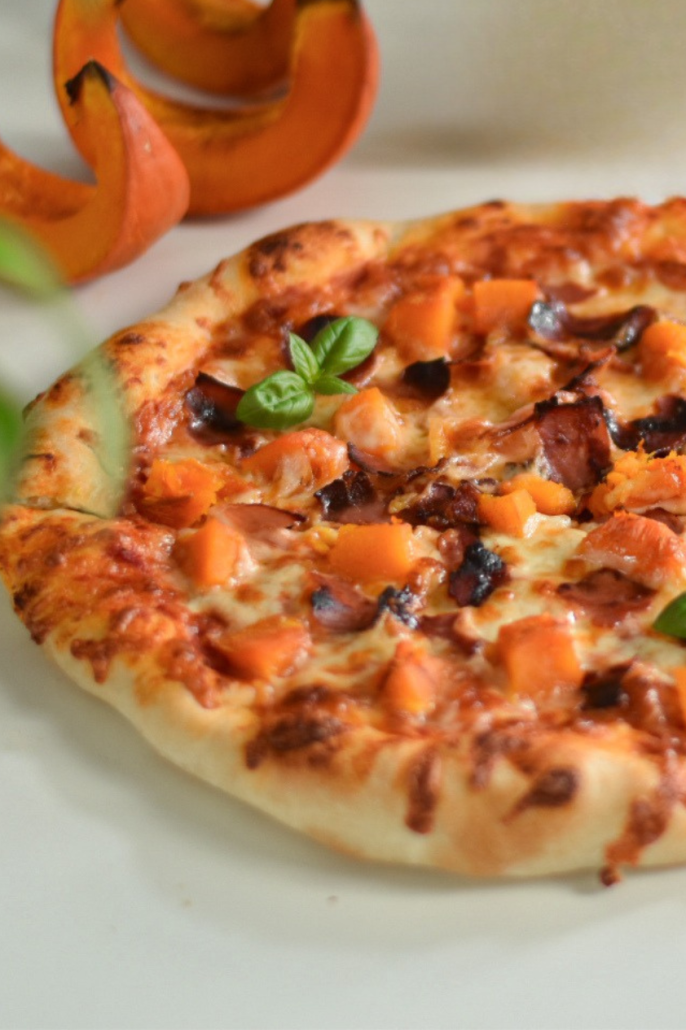Pizza de toamna cu mozzarella gourmet dovleac