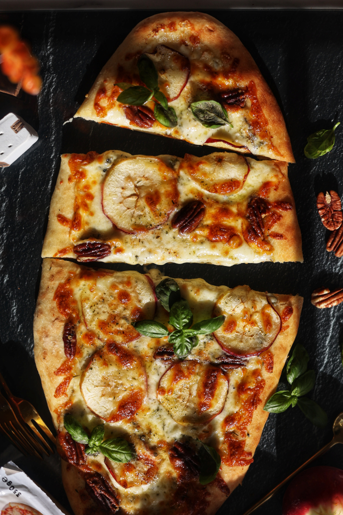 Pizza nuci pecan mozzarella gourmet