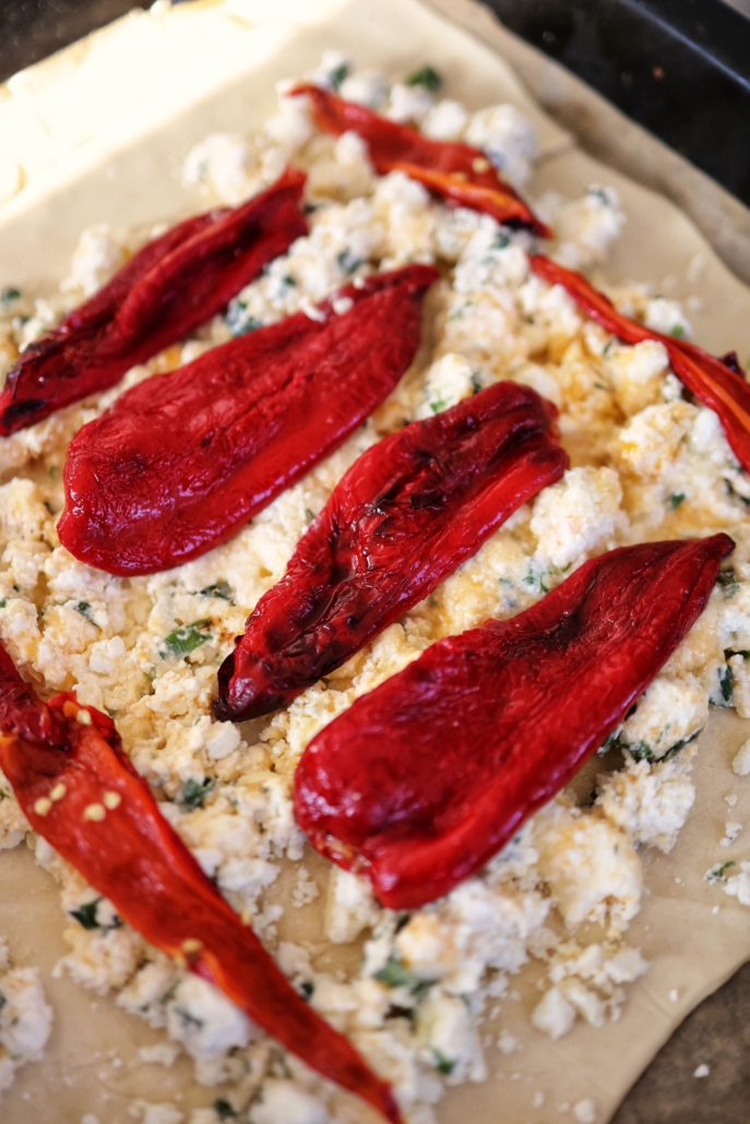 tarta rapida cu ardei capia si telemea