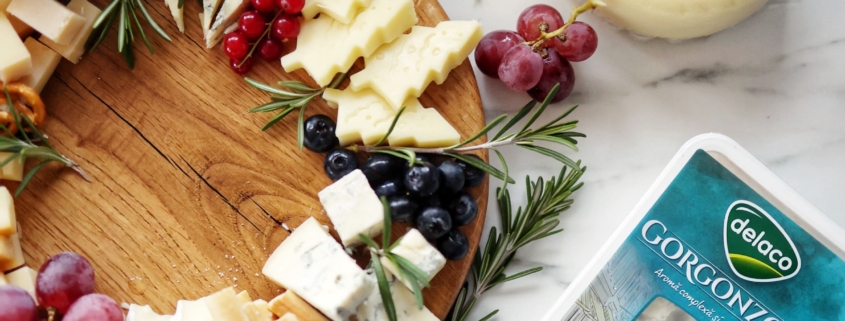 aperitive festive de Craciun cu branzeturi Delaco
