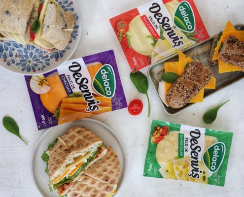 Cum să faci sandwich-uri delicioase cu brânzeturi feliate DeSenviș